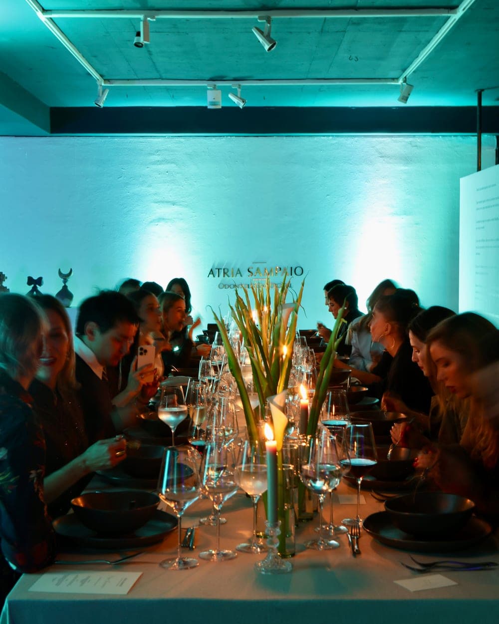 Dinner table at Galería Artespacio